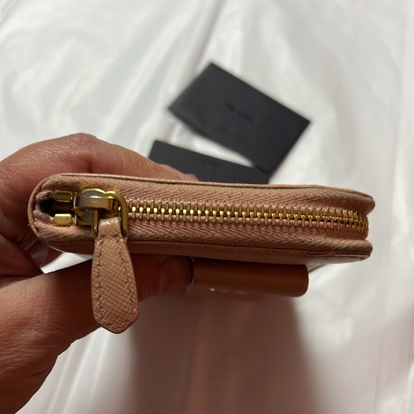 Prada Pink Fiocco Bow zip around Saffiano leather wallet - Picture 5 of 13